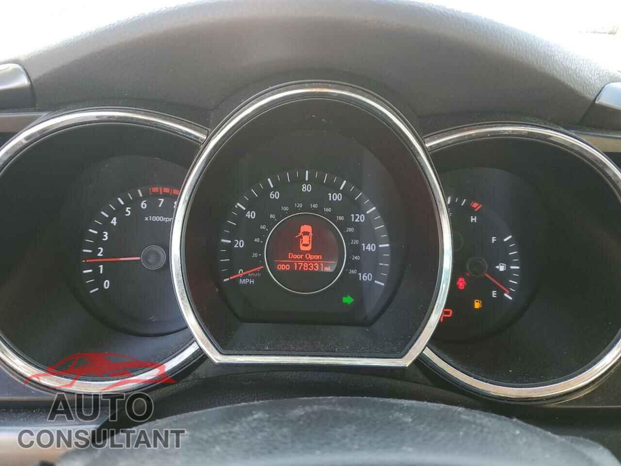 KIA OPTIMA 2011 - KNAGM4A73B5169809