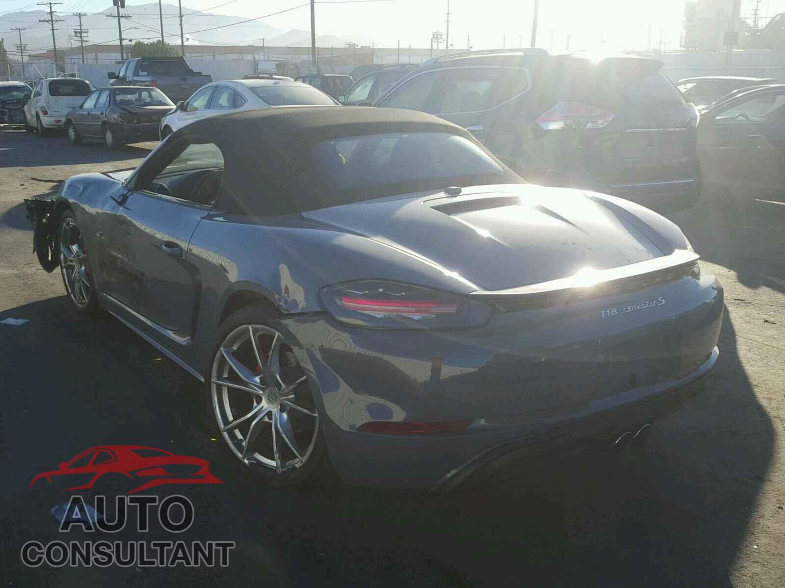 PORSCHE BOXSTER 2018 - WP0CB2A84JS229469