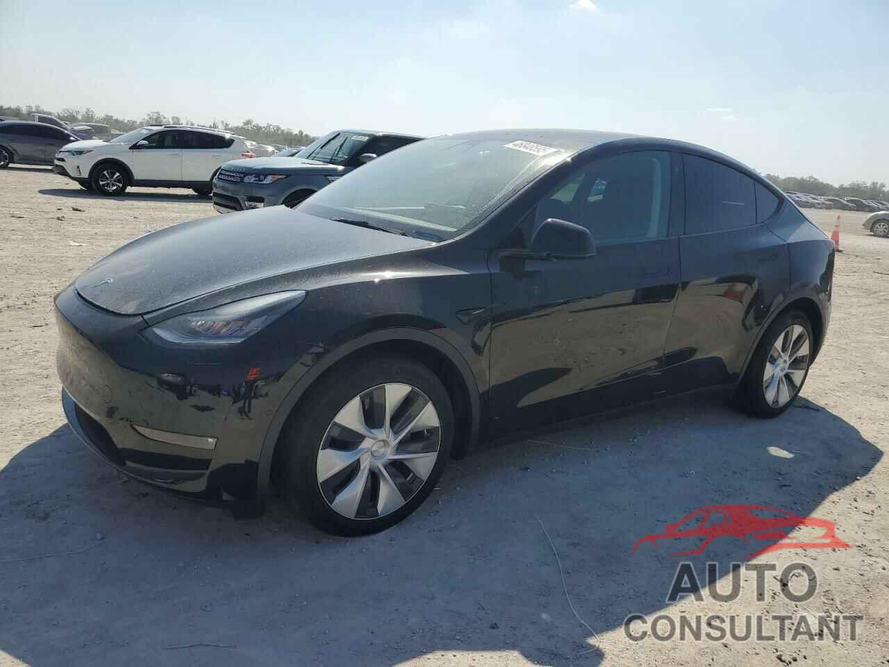 TESLA MODEL Y 2021 - 5YJYGDEEXMF131664