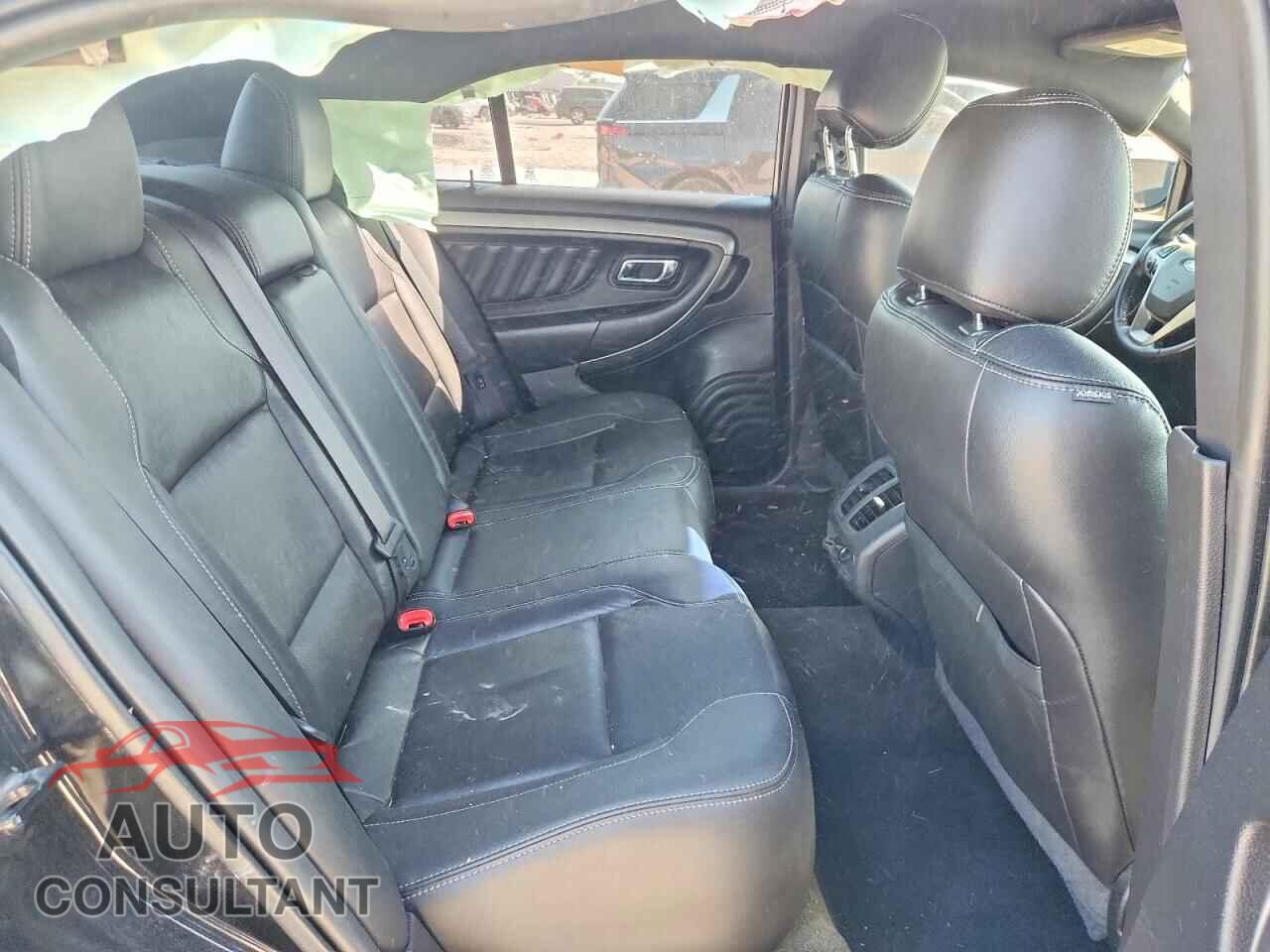 FORD TAURUS 2015 - 1FAHP2E87FG148533