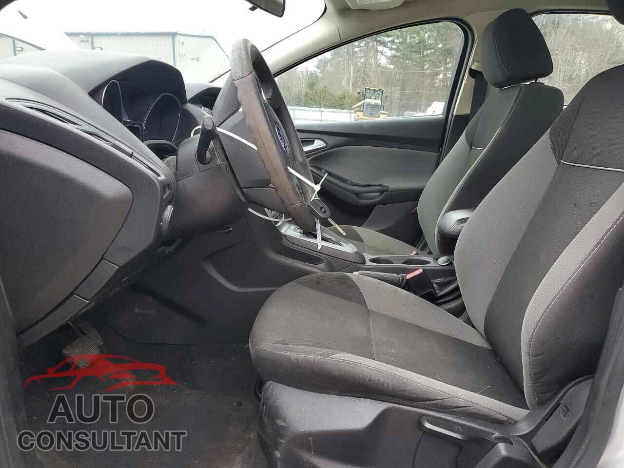 FORD FOCUS 2013 - 1FADP3F28DL296743