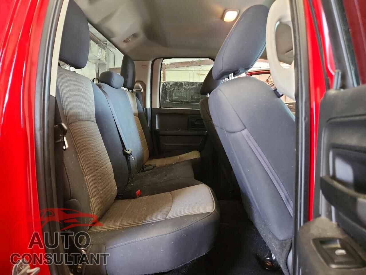 DODGE RAM 1500 2012 - 1C6RD7FT6CS308165
