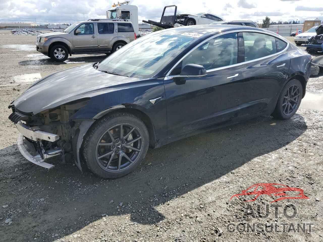 TESLA MODEL 3 2019 - 5YJ3E1EB3KF208747