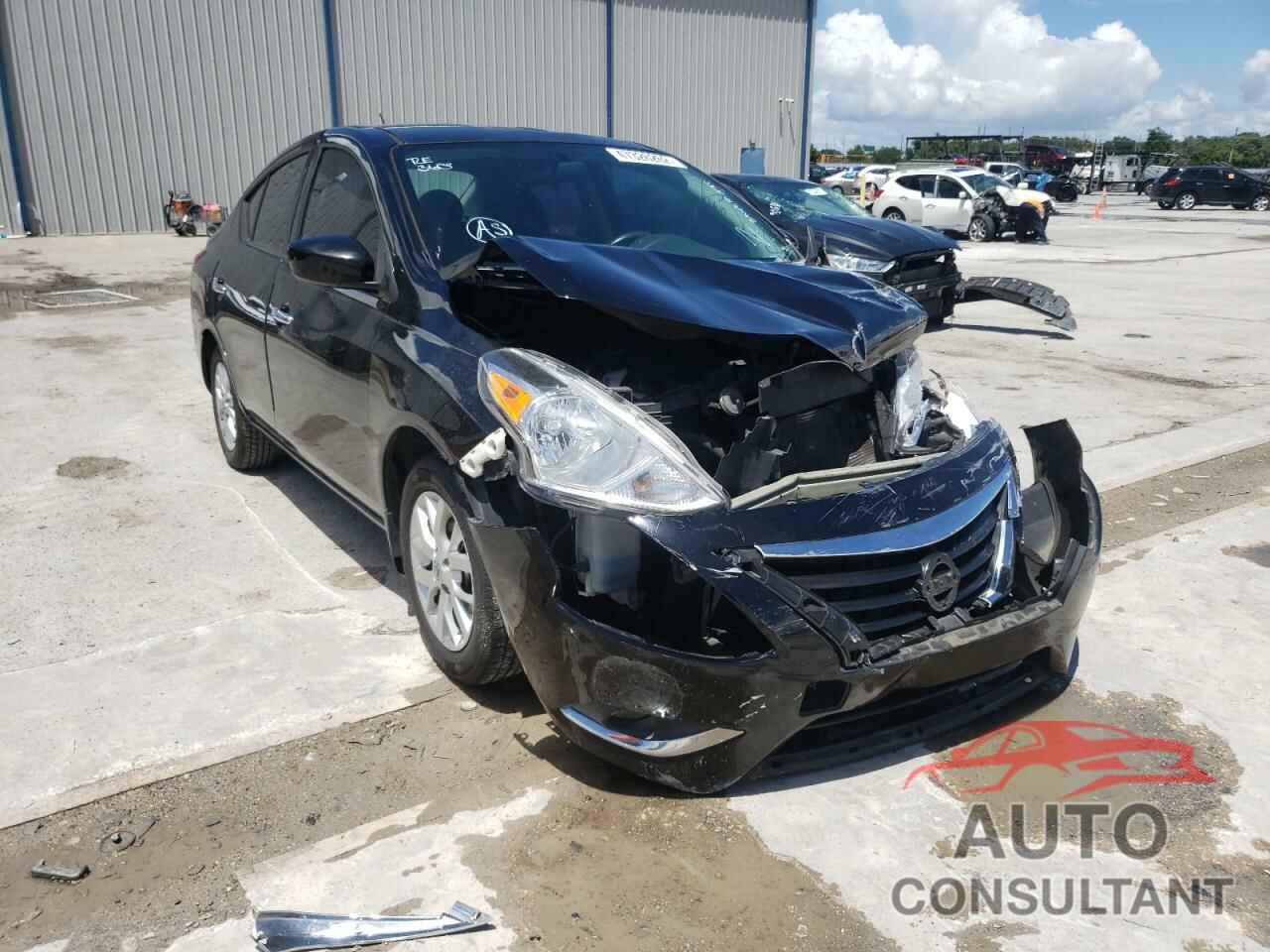 NISSAN VERSA 2017 - 3N1CN7AP3HL808220