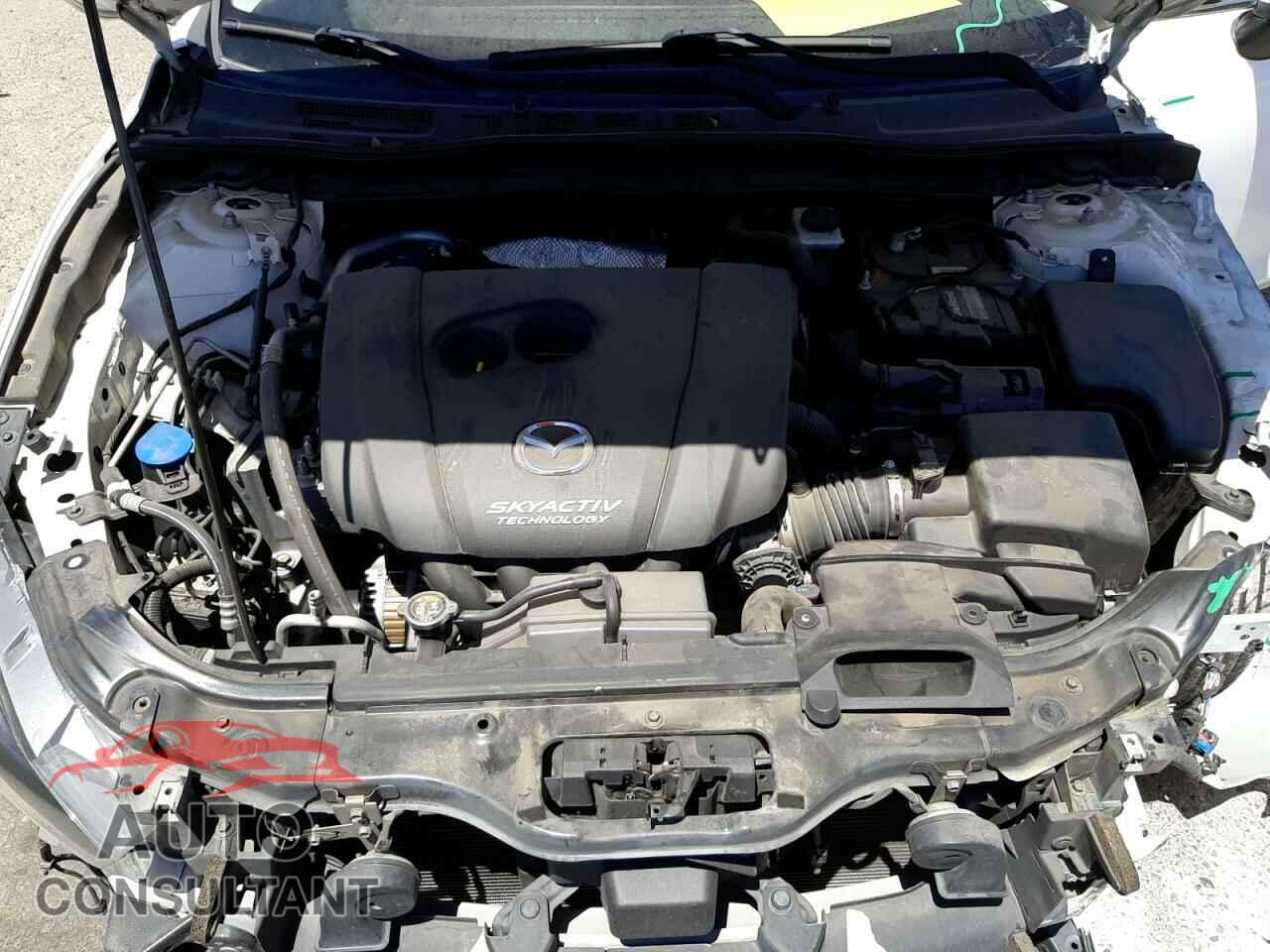 MAZDA 3 2017 - 3MZBN1U77HM154198