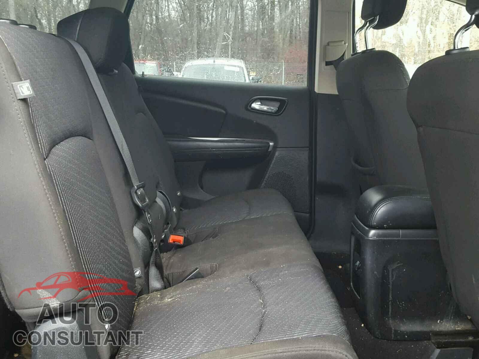 DODGE JOURNEY SE 2015 - 3C4PDCAB6FT737302