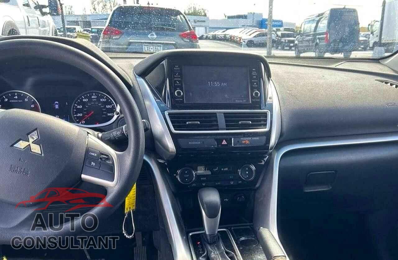 MITSUBISHI ECLIPSE 2018 - JA4AS3AA9JZ039927