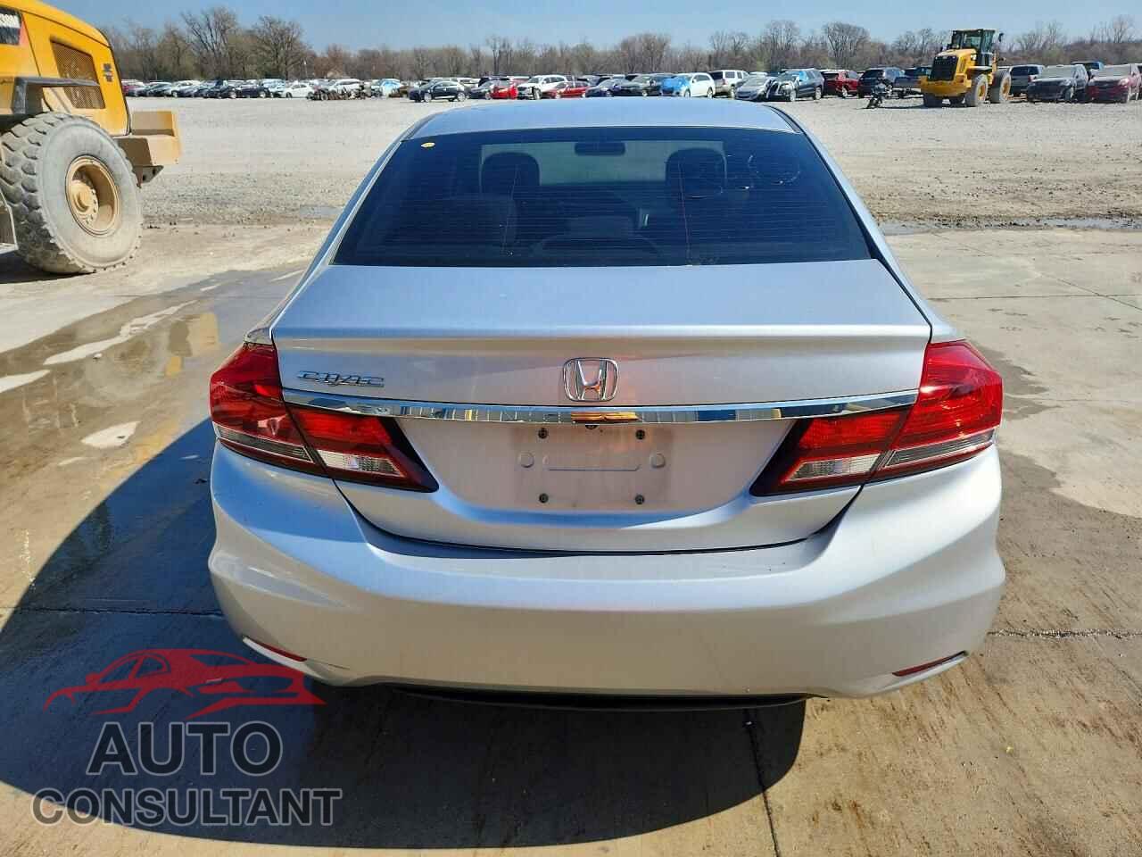 HONDA CIVIC 2013 - 19XFB2F52DE011727