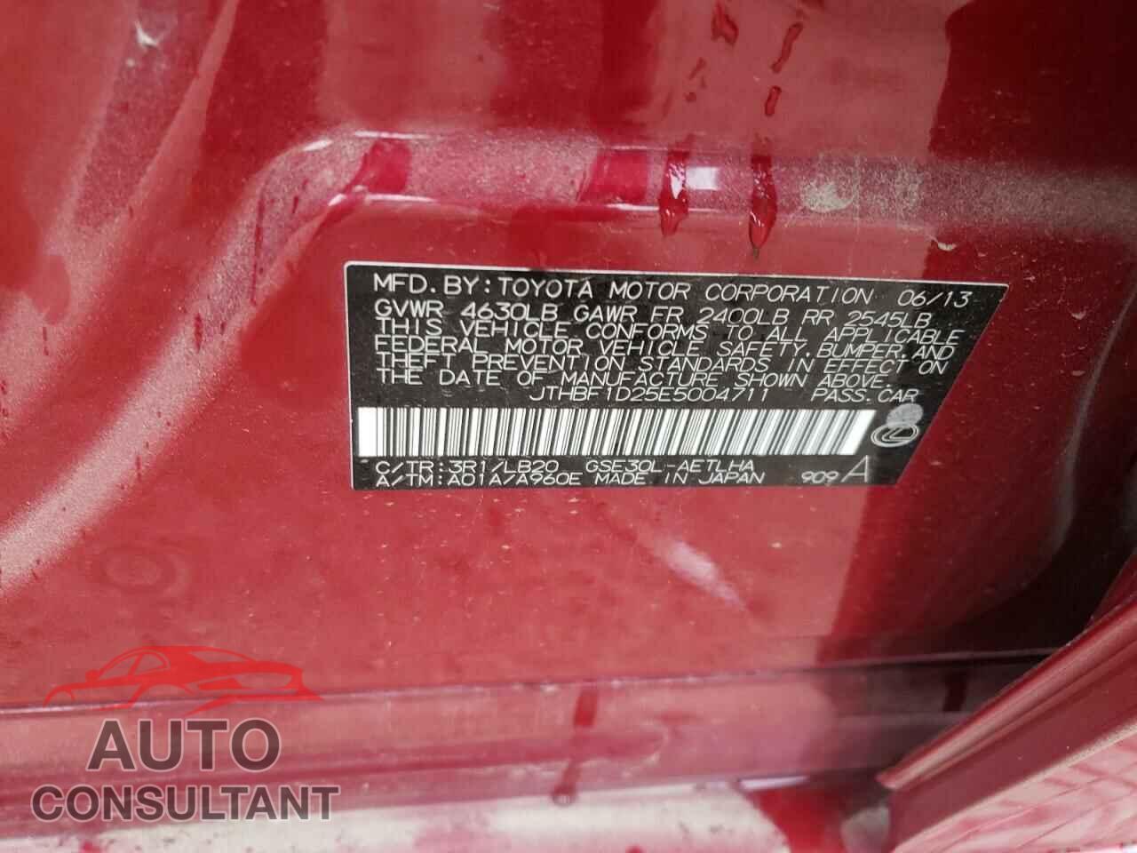 LEXUS IS 2019 - JTHBF1D25E5004711