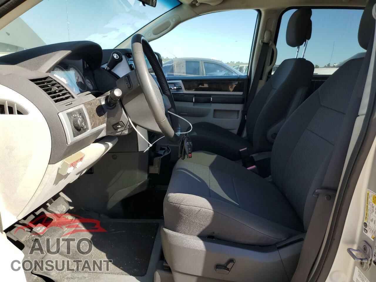 DODGE CARAVAN 2010 - 2D4RN5D19AR283517