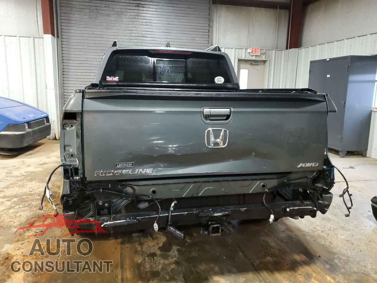 HONDA RIDGELINE 2018 - 5FPYK3F71JB011506