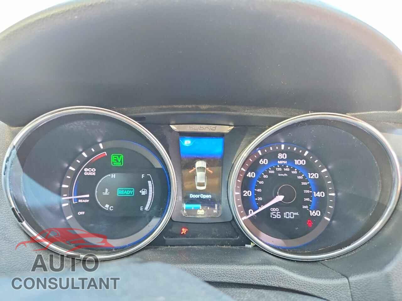 HYUNDAI SONATA 2013 - KMHEC4A41DA072195