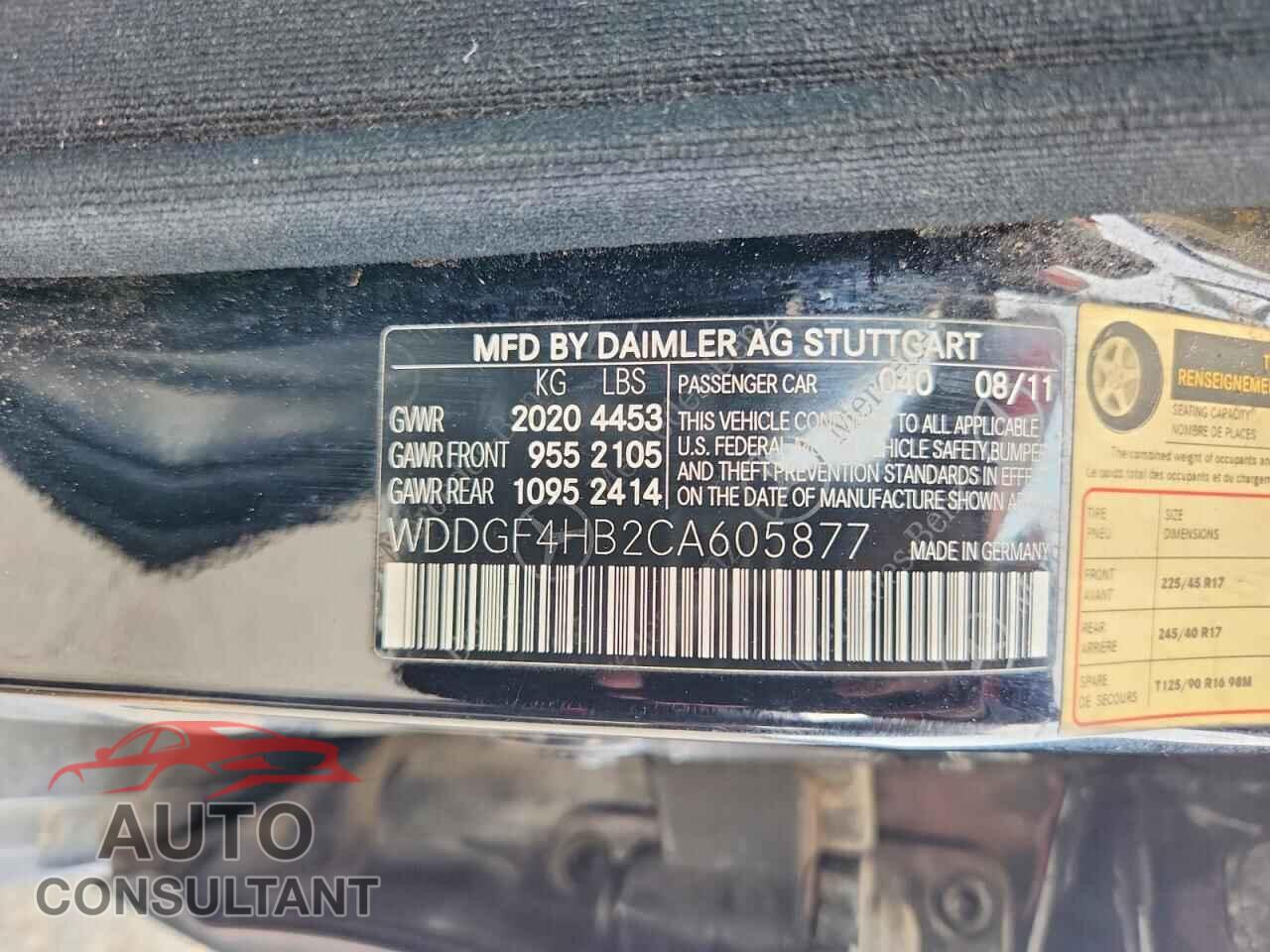 MERCEDES-BENZ C-CLASS 2012 - WDDGF4HB2CA605877