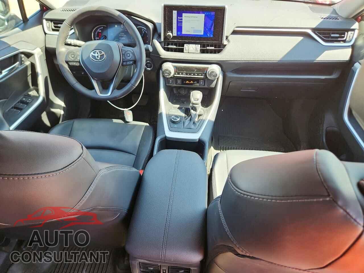 TOYOTA RAV4 2024 - 4T3B6RFV2RU175793