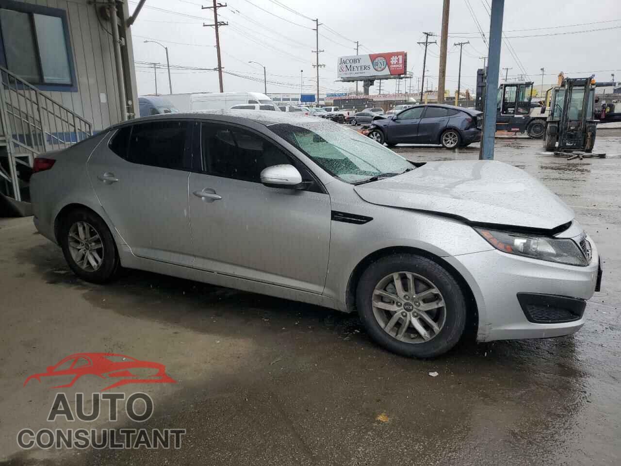 KIA OPTIMA 2011 - KNAGM4A77B5166248