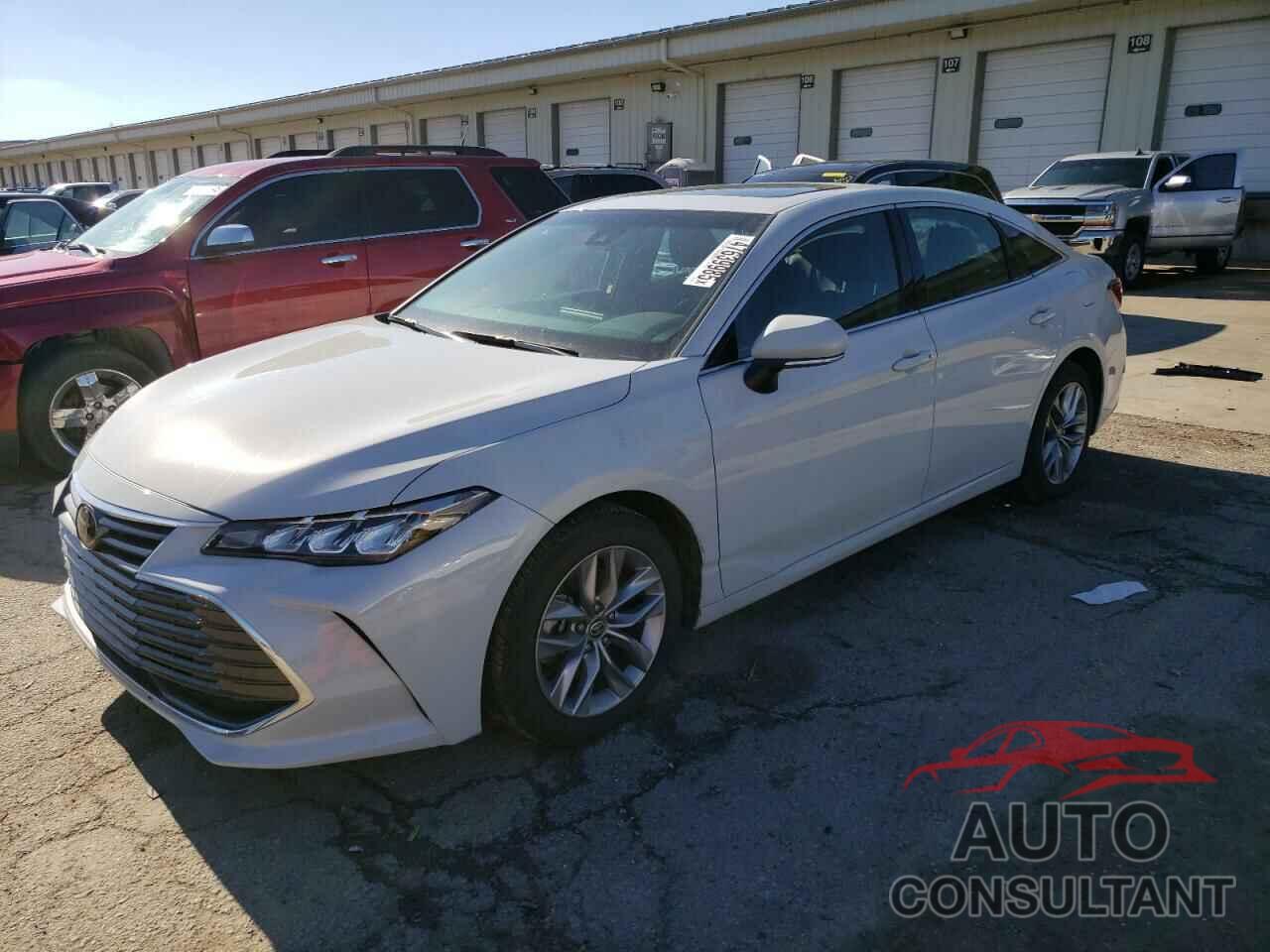 TOYOTA AVALON 2022 - 4T1AZ1FB4NU085980