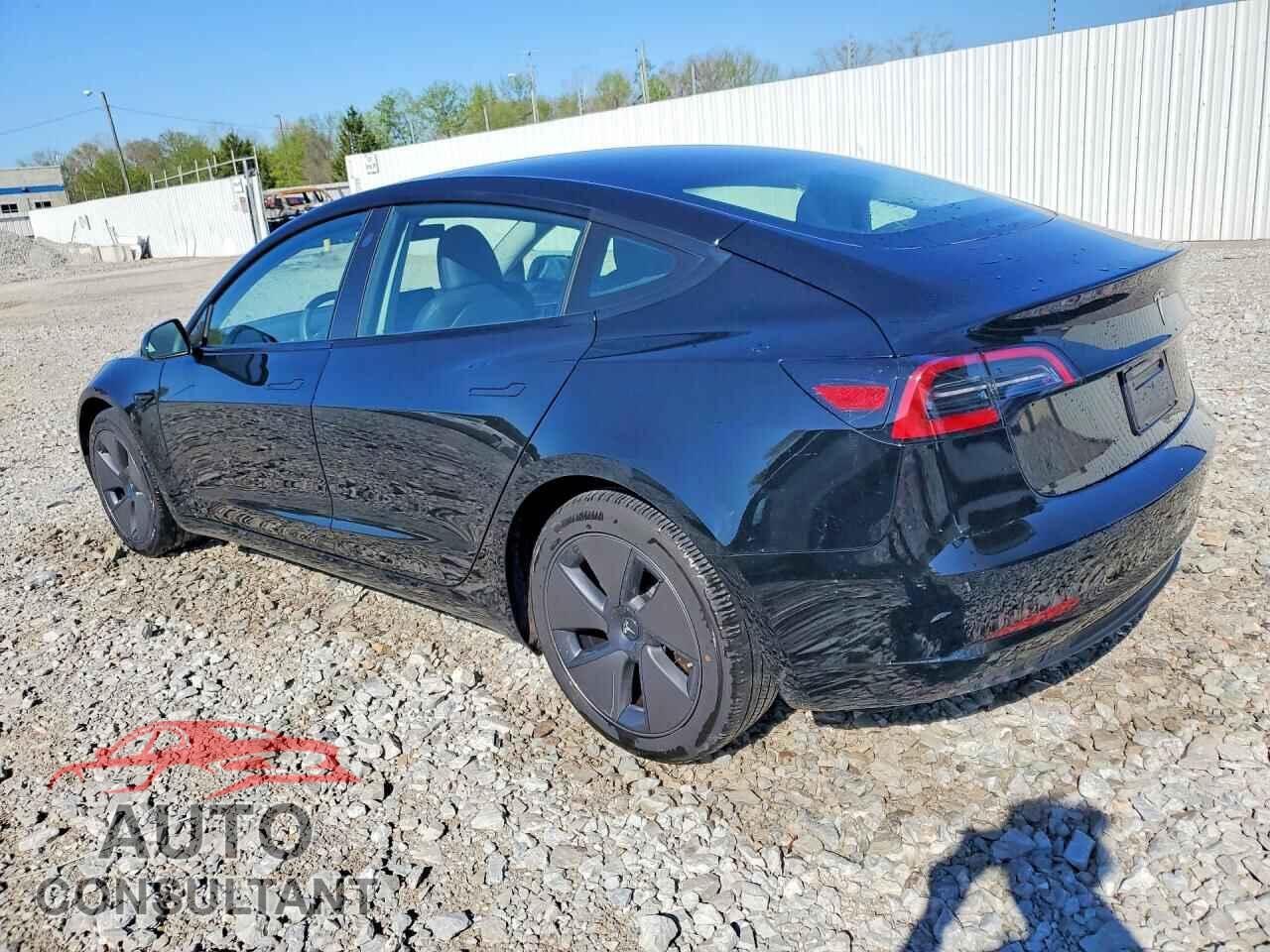 TESLA MODEL 3 2023 - 5YJ3E1EB8PF690686