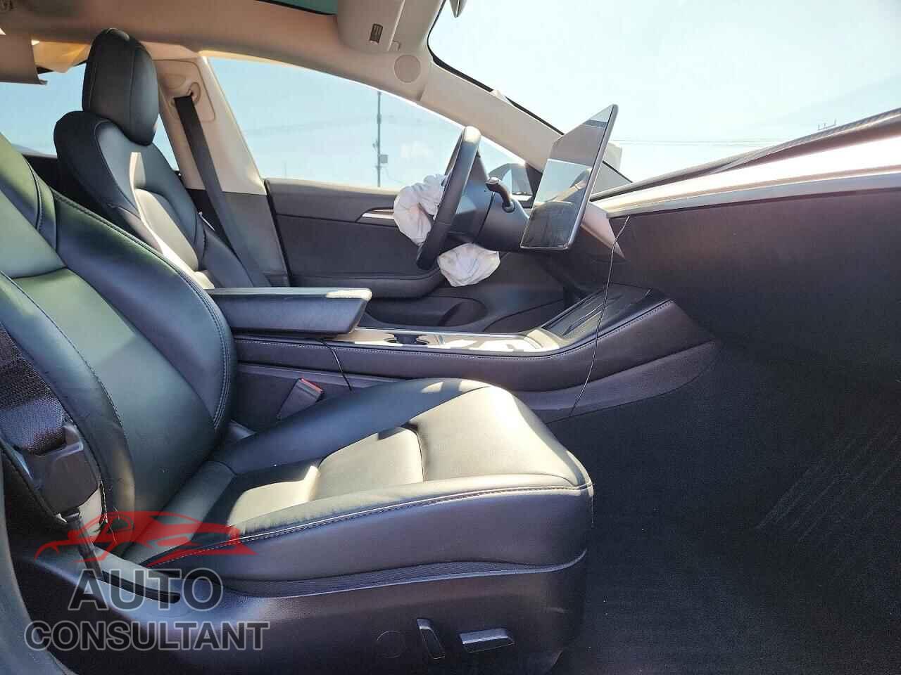 TESLA MODEL 3 2021 - 5YJ3E1EA1MF997393