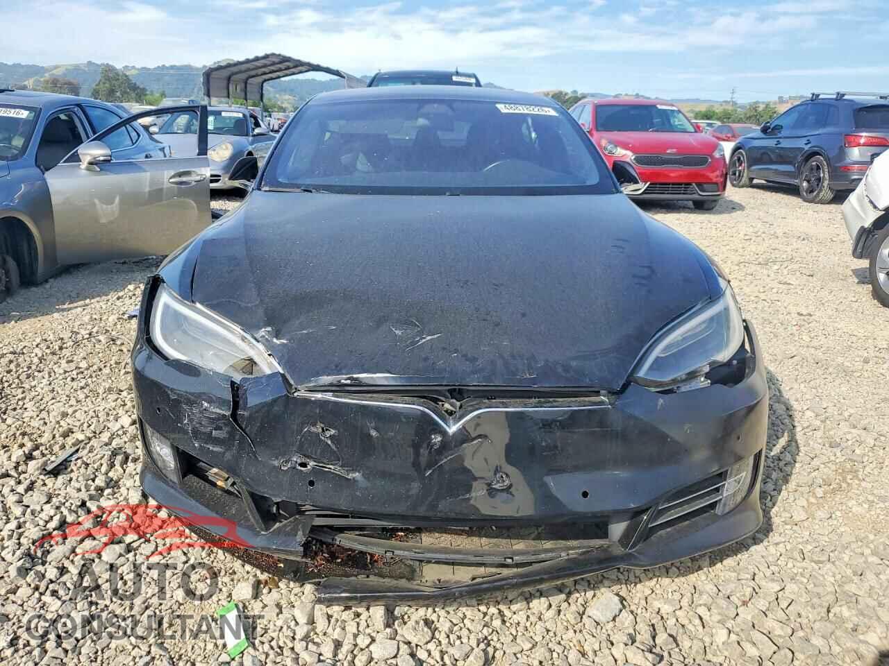 TESLA MODEL S 2018 - 5YJSA1E24JF249099