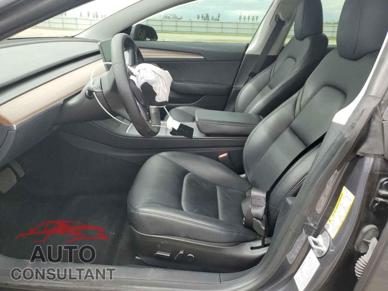 TESLA MODEL 3 2023 - 5YJ3E1EA5PF585210