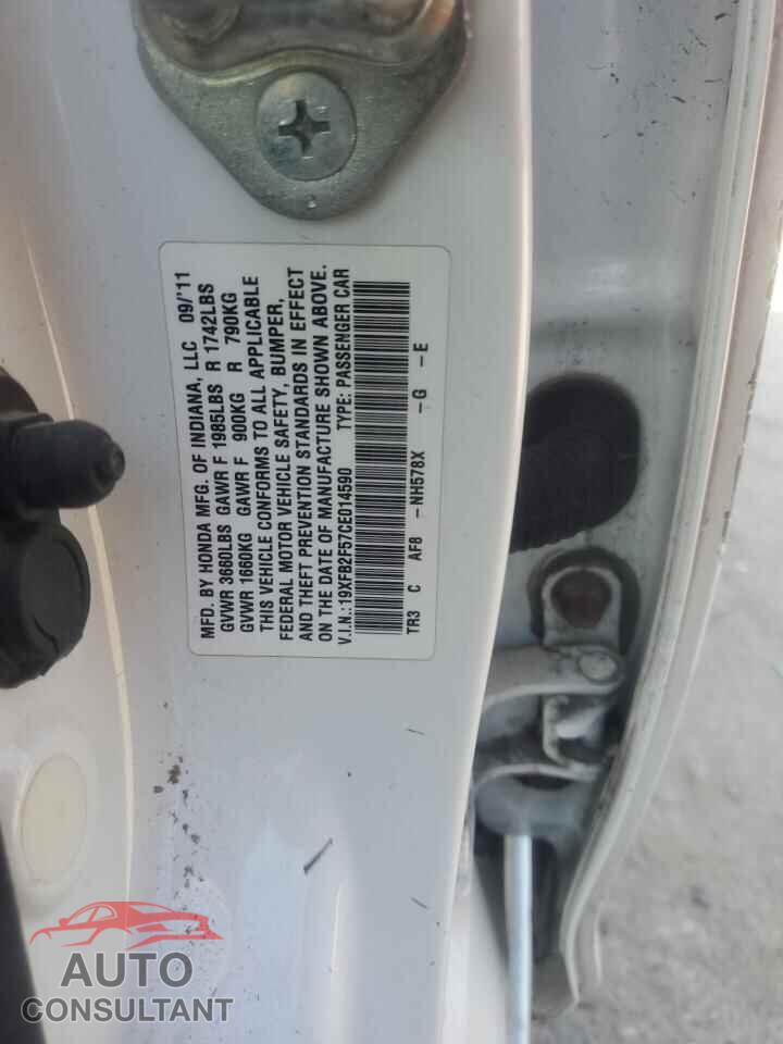 HONDA CIVIC 2015 - 19XFB2F57CE014590