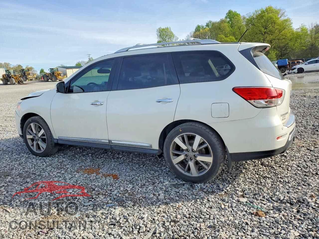 NISSAN PATHFINDER 2015 - 5N1AR2MM2FC643357