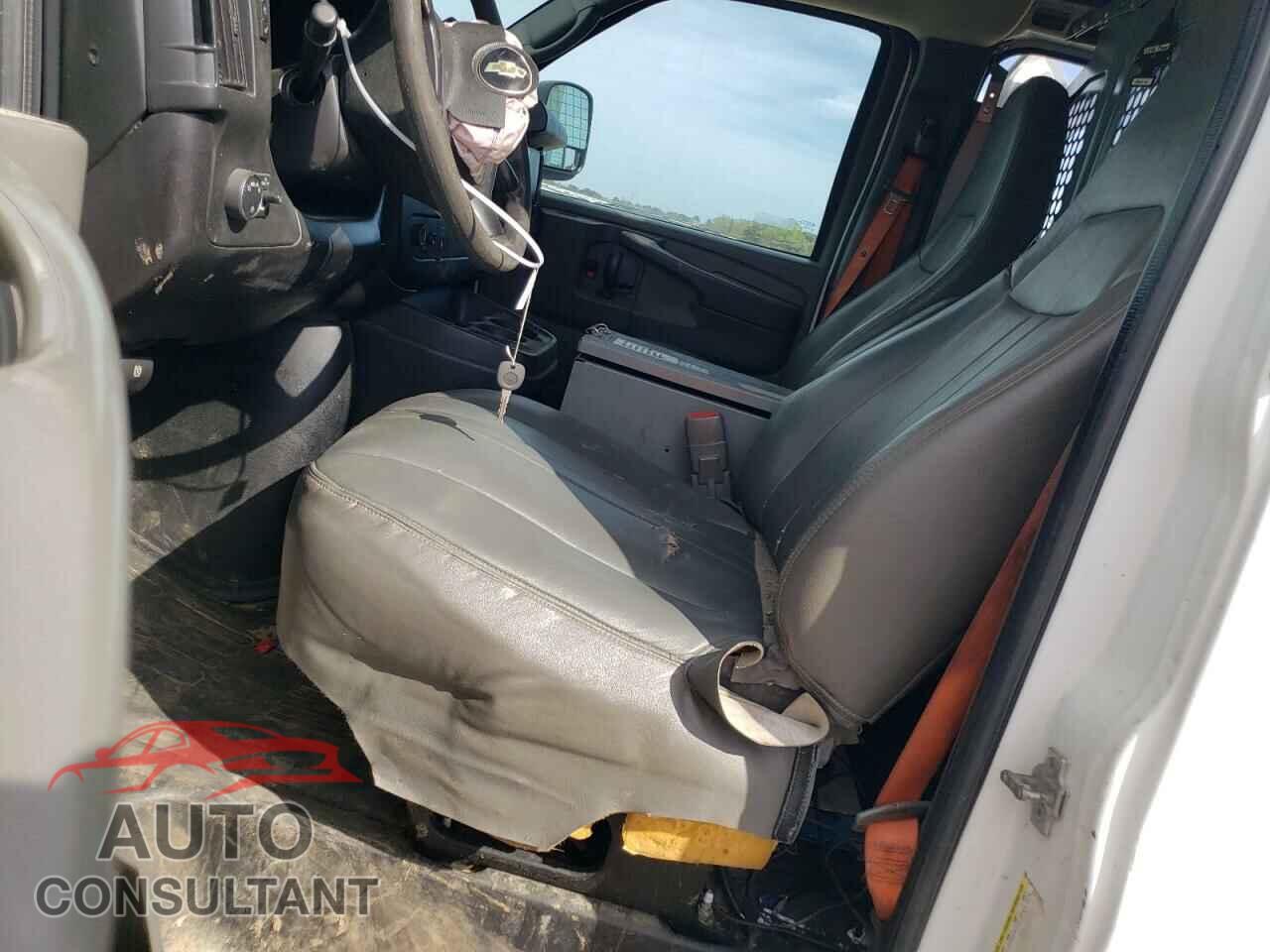 CHEVROLET EXPRESS 2014 - 1GCWGFCA4E1153575