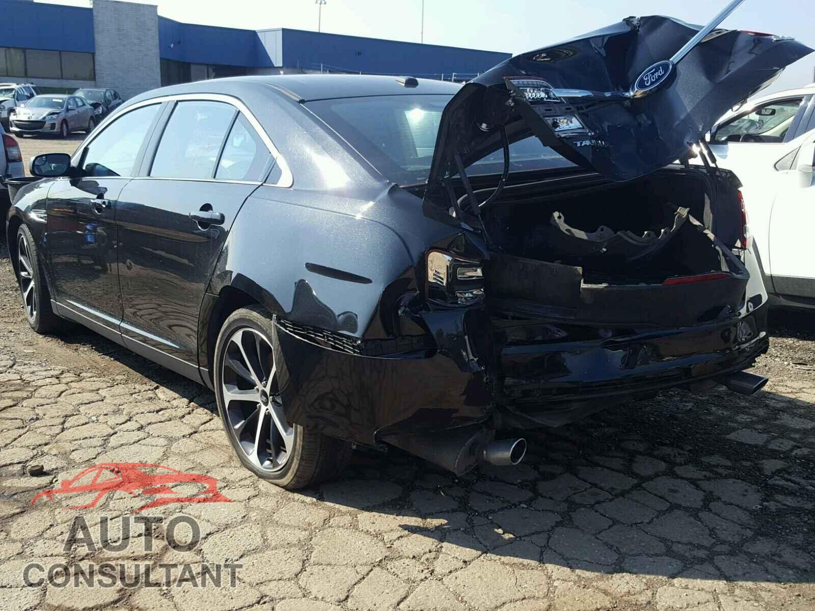 FORD TAURUS 2015 - 1FAHP2E88FG158908