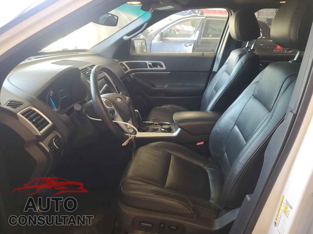 FORD EXPLORER 2015 - 1FM5K8D85FGA33182