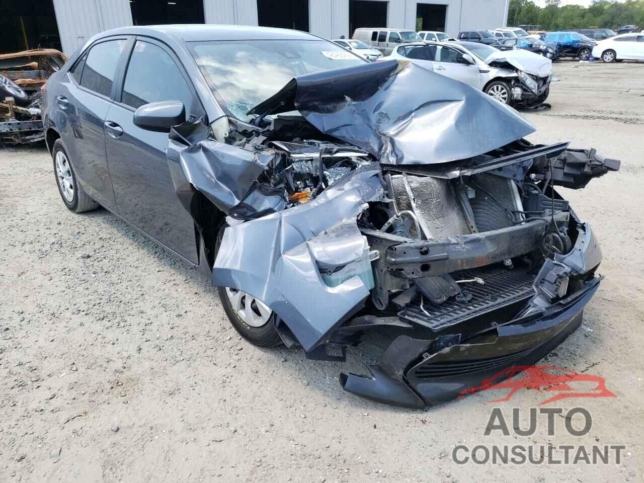 TOYOTA COROLLA 2018 - 5YFBURHE5JP823886