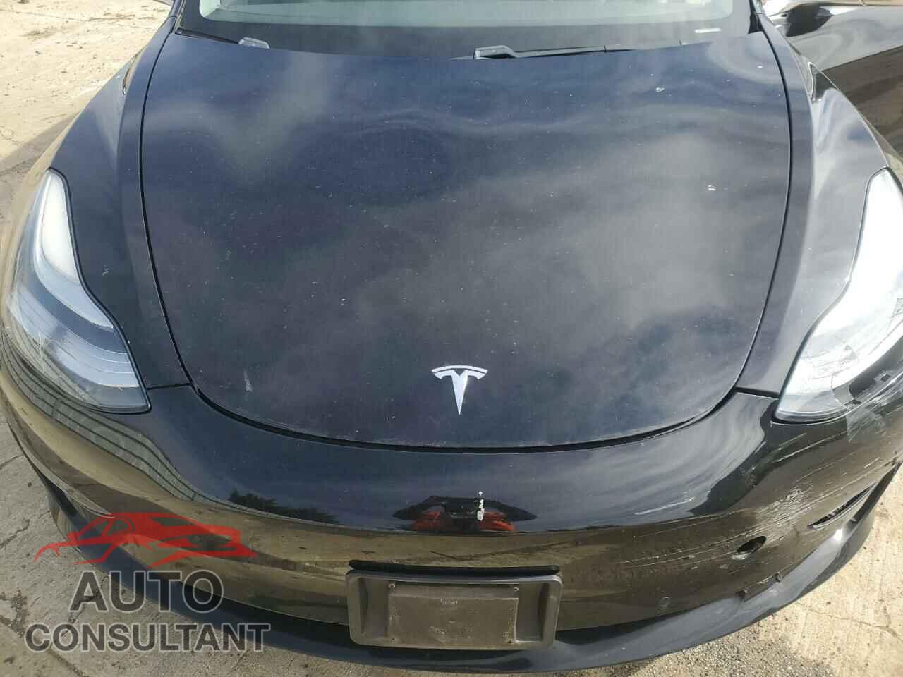 TESLA MODEL 3 2019 - 5YJ3E1EA0KF305377