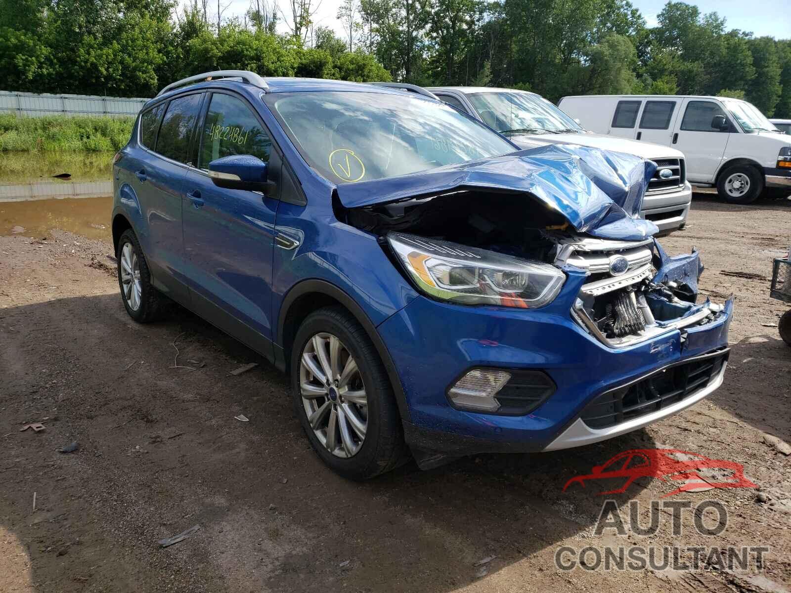 FORD ESCAPE 2017 - 1FMCU0J93HUF04993