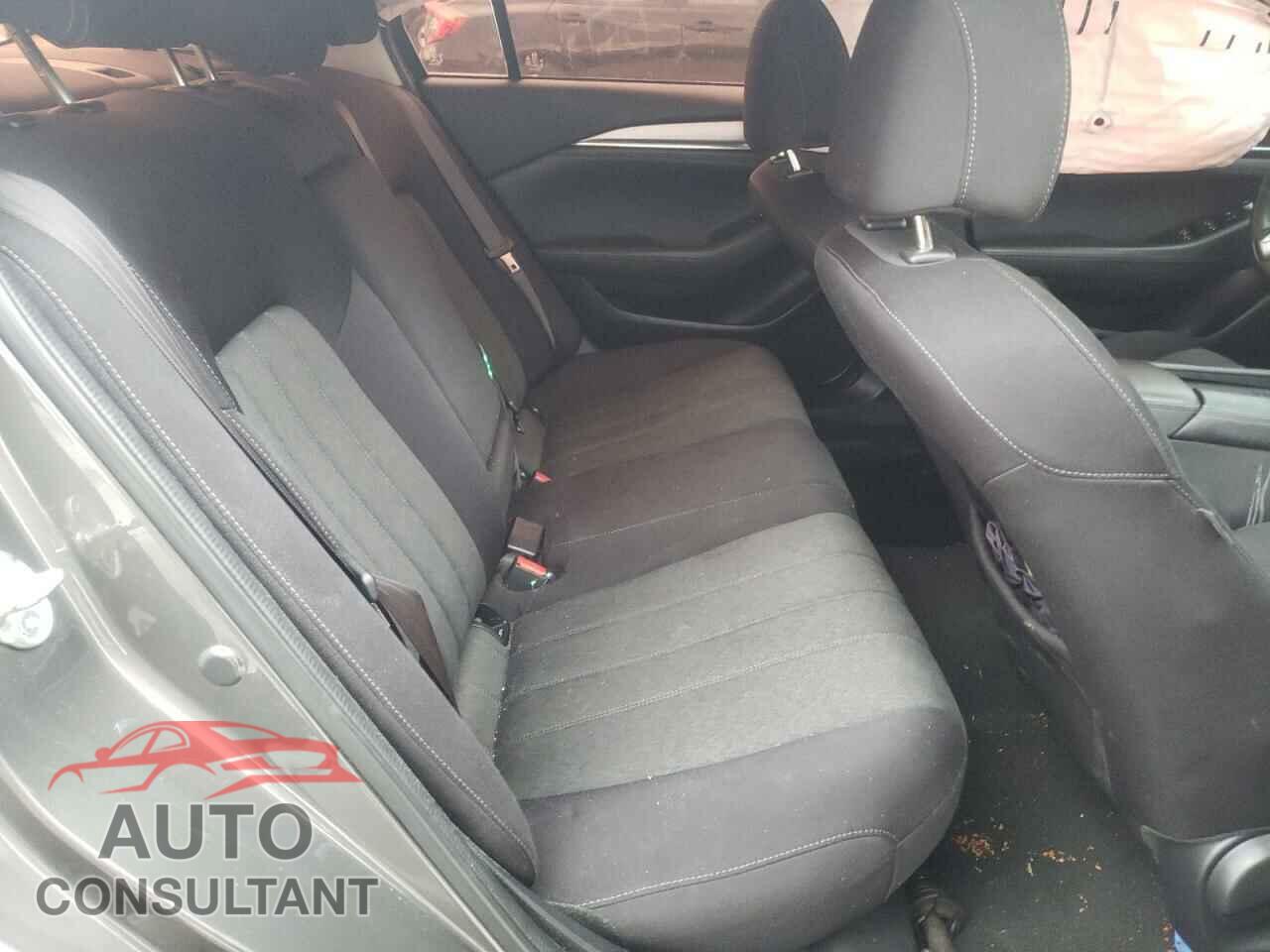 MAZDA 6 2018 - JM1GL1UM8J1311504