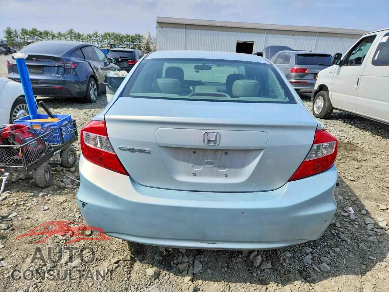 HONDA CIVIC 2012 - 2HGFB2F95CH527586