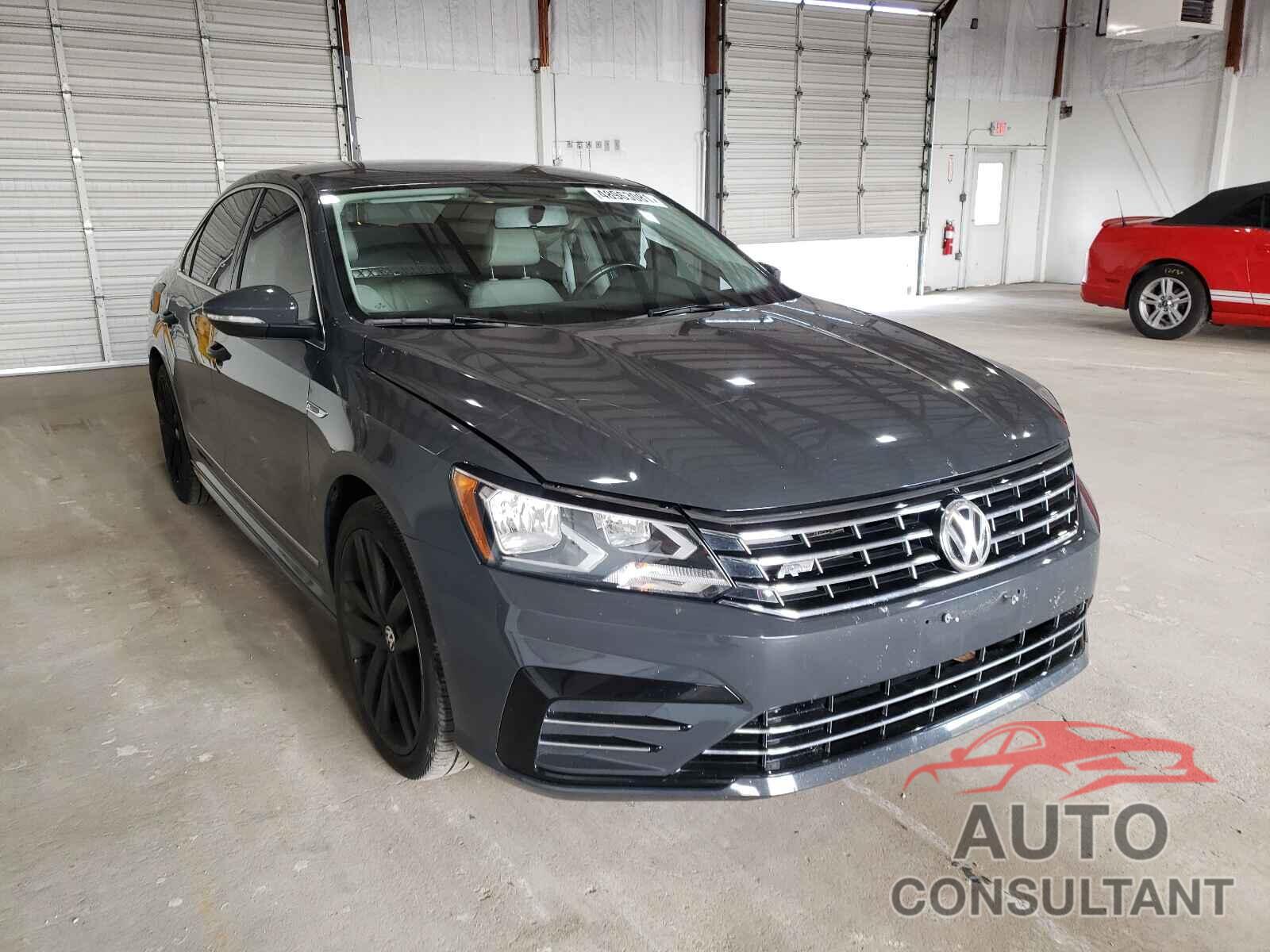 VOLKSWAGEN PASSAT 2017 - 1VWDT7A38HC050713
