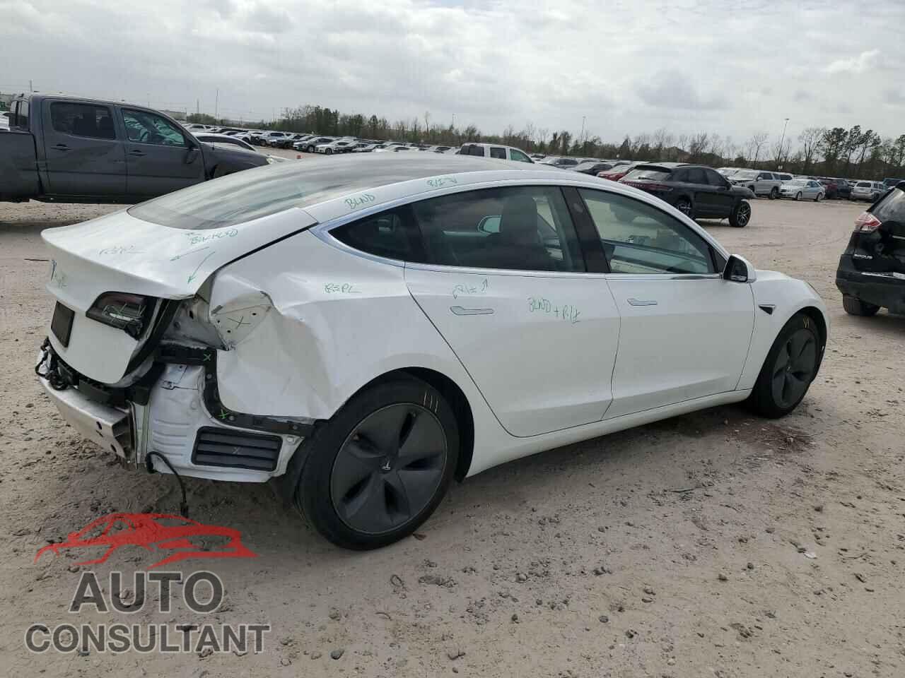 TESLA MODEL 3 2020 - 5YJ3E1EA8LF800072