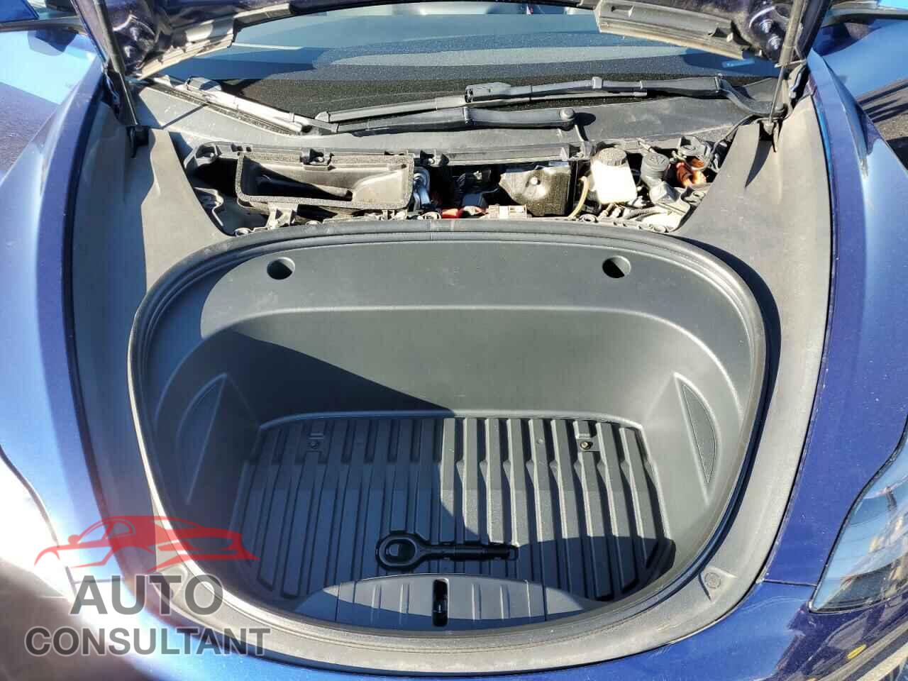 TESLA MODEL 3 2023 - 5YJ3E1EA5PF457937