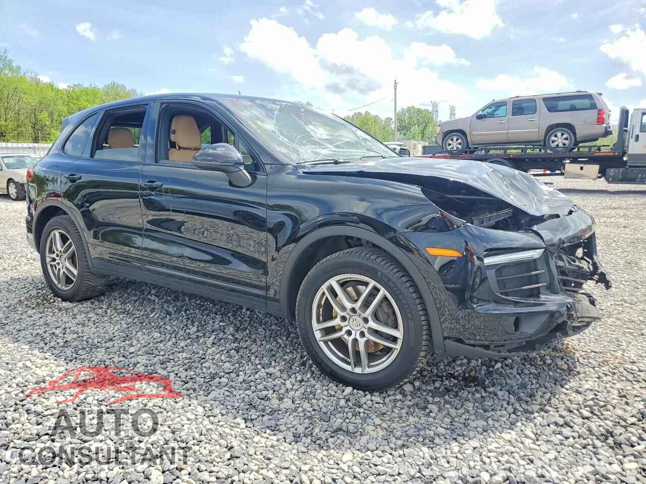PORSCHE CAYENNE 2018 - WP1AA2A23JKA06523