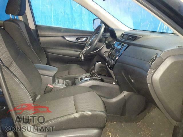 NISSAN ROGUE S 2017 - KNMAT2MVXHP543324