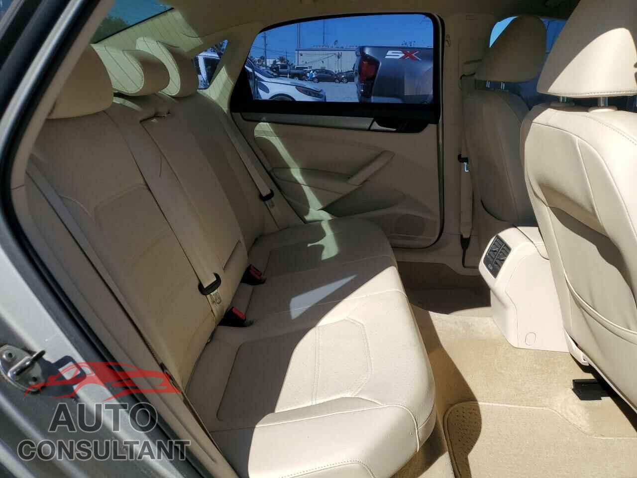VOLKSWAGEN PASSAT 2014 - 1VWBN7A36EC102403