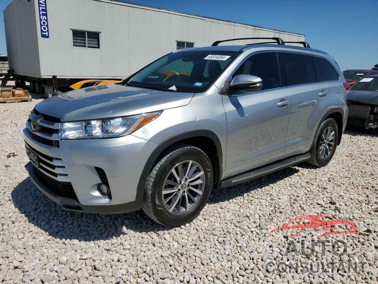 TOYOTA HIGHLANDER 2017 - 5TDKZRFH7HS517241