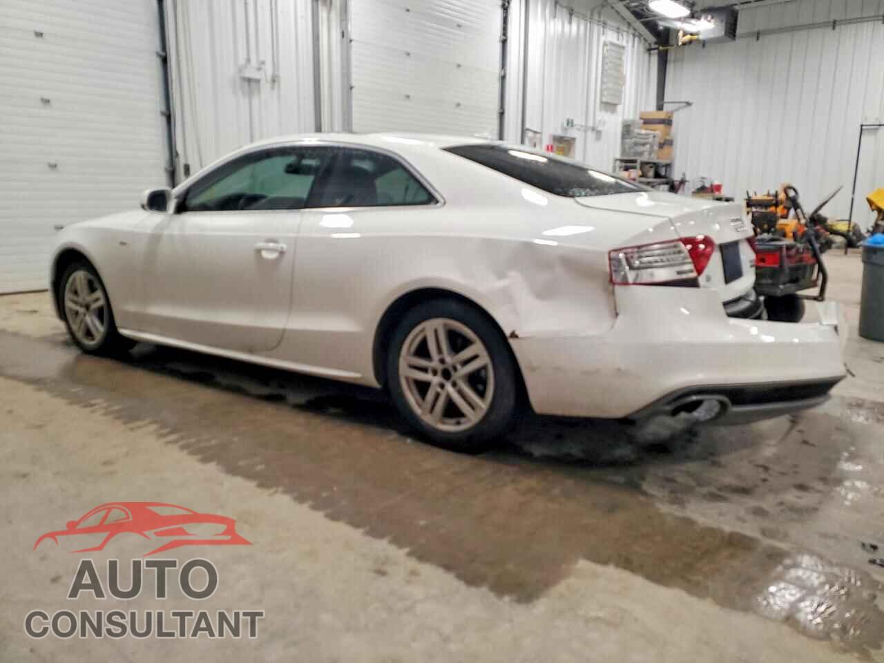 AUDI A5 2015 - WAUDFBFR3FA047931