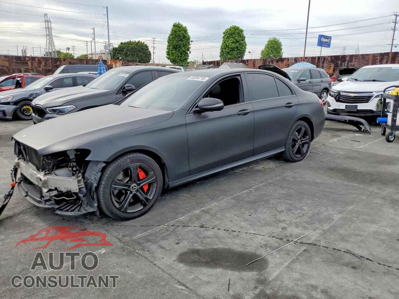 MERCEDES-BENZ E-CLASS 2020 - WDDZF8DB0LA710620