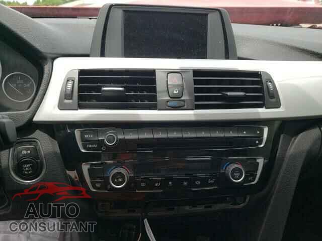 BMW 3 SERIES 2016 - WBA8E1G53GNU10247
