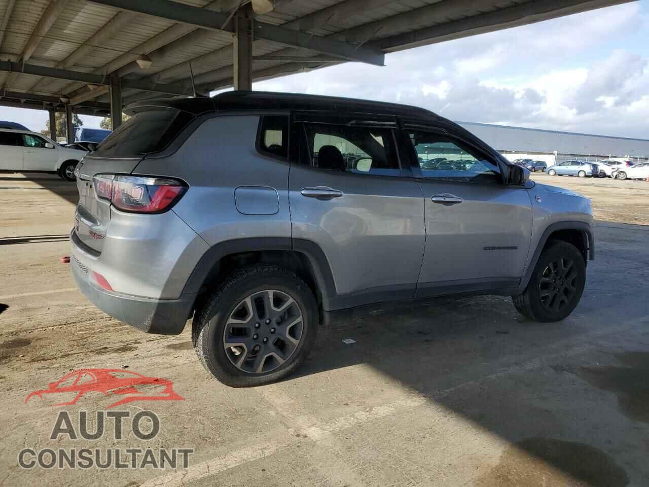 JEEP COMPASS 2019 - 3C4NJDDB5KT721233
