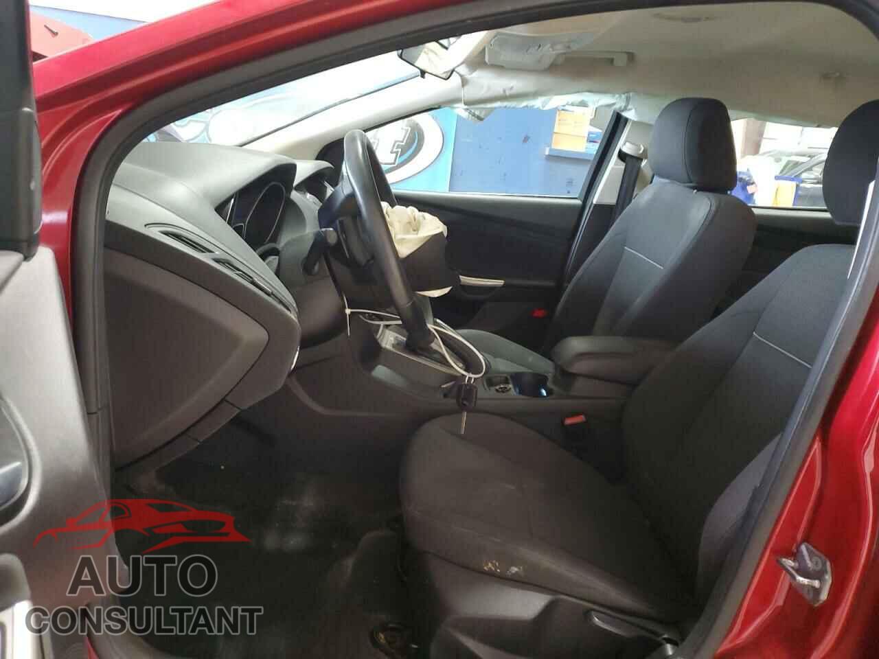 FORD FOCUS 2012 - 1FAHP3H28CL427781