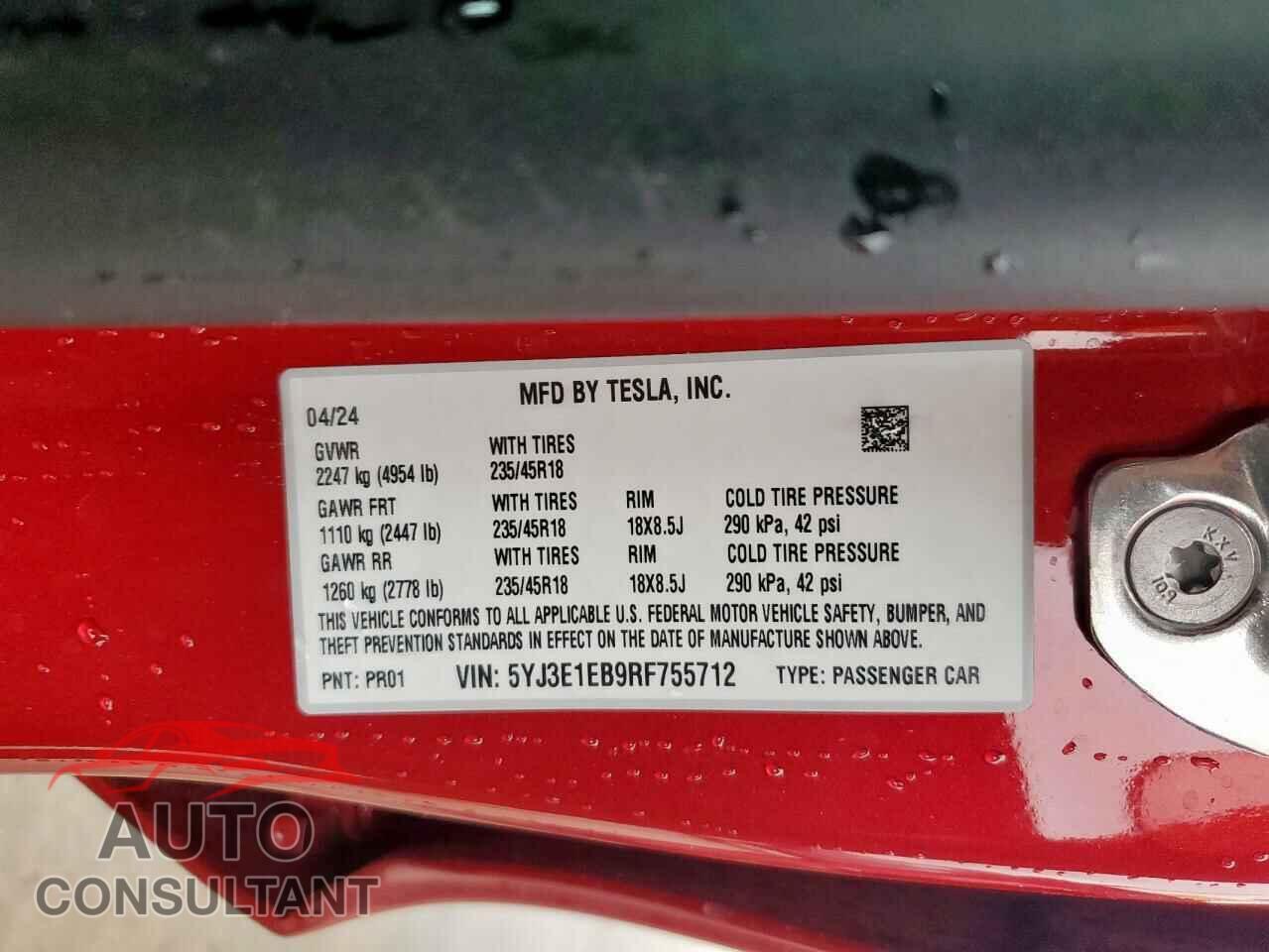 TESLA MODEL 3 2024 - 5YJ3E1EB9RF755712
