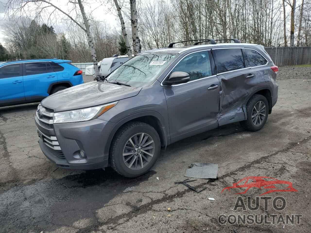 TOYOTA HIGHLANDER 2019 - 5TDJZRFHXKS615571