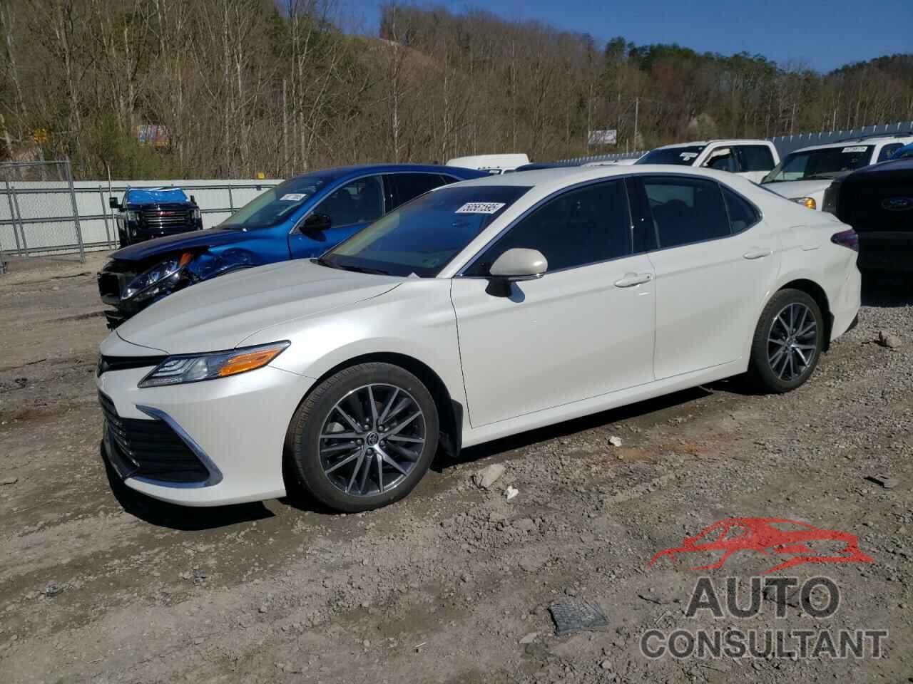 TOYOTA CAMRY 2023 - 4T1F11BKXPU077517