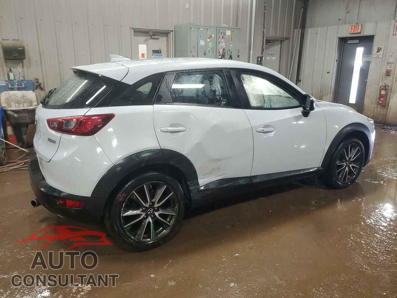MAZDA CX-3 2017 - JM1DKFC76H0161813